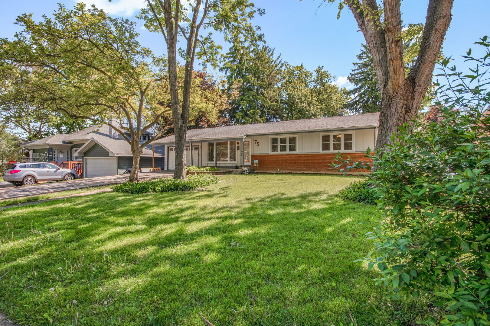75 S 2nd Avenue, Lombard, IL 60148