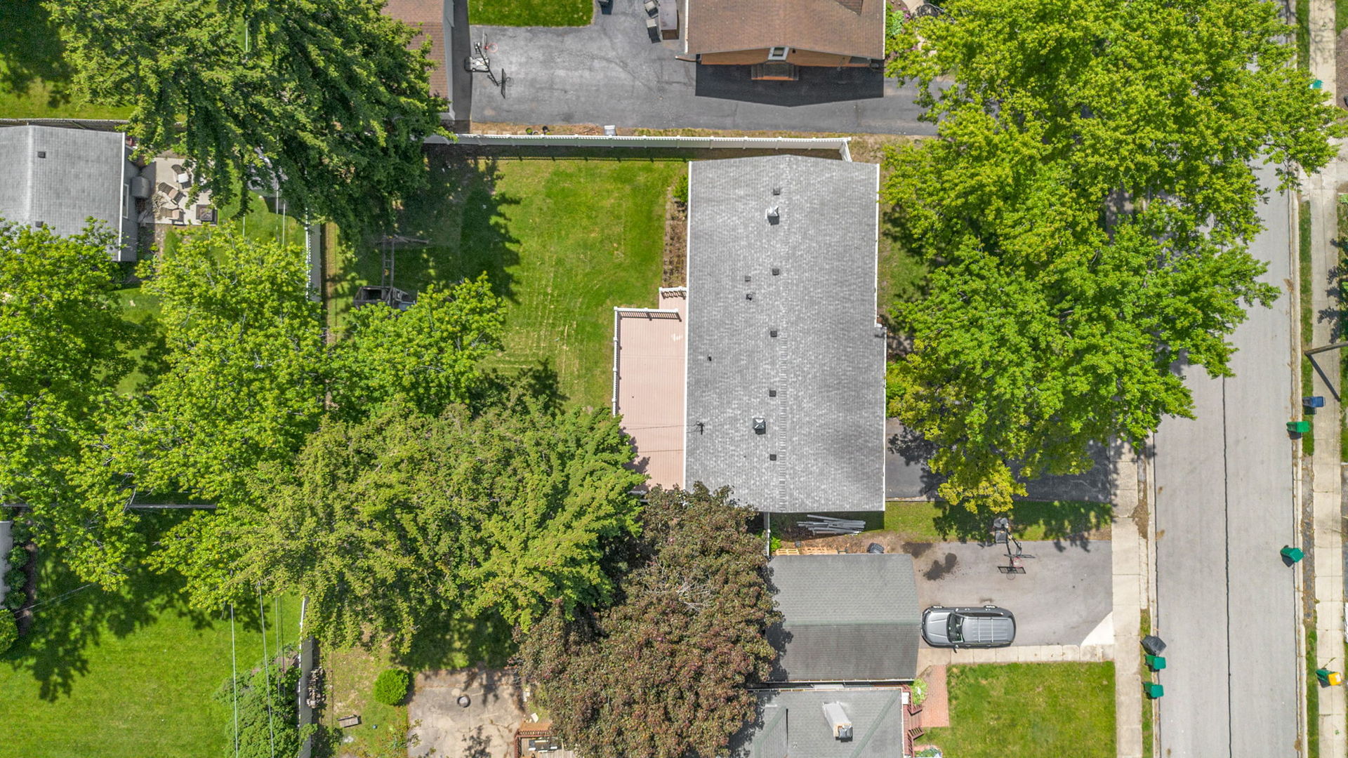 75 S 2nd Avenue, Lombard, IL 60148