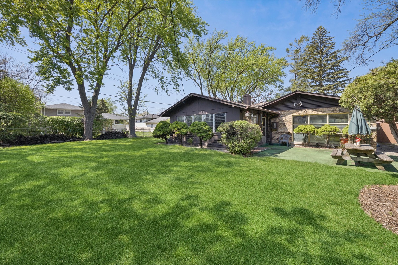 Brookfield, IL 60513