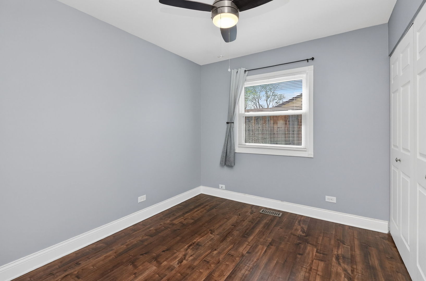 7662 Northway Drive, Hanover Park, IL 60133