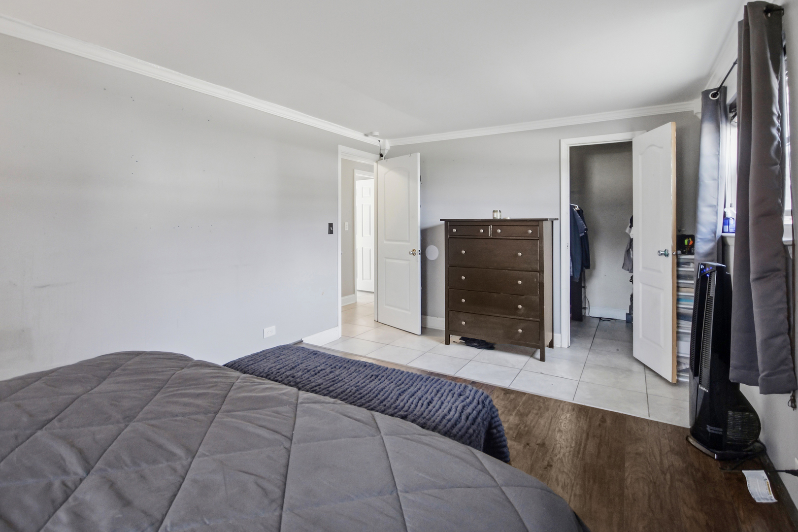 230 Millford Lane, Bloomingdale, IL 60108