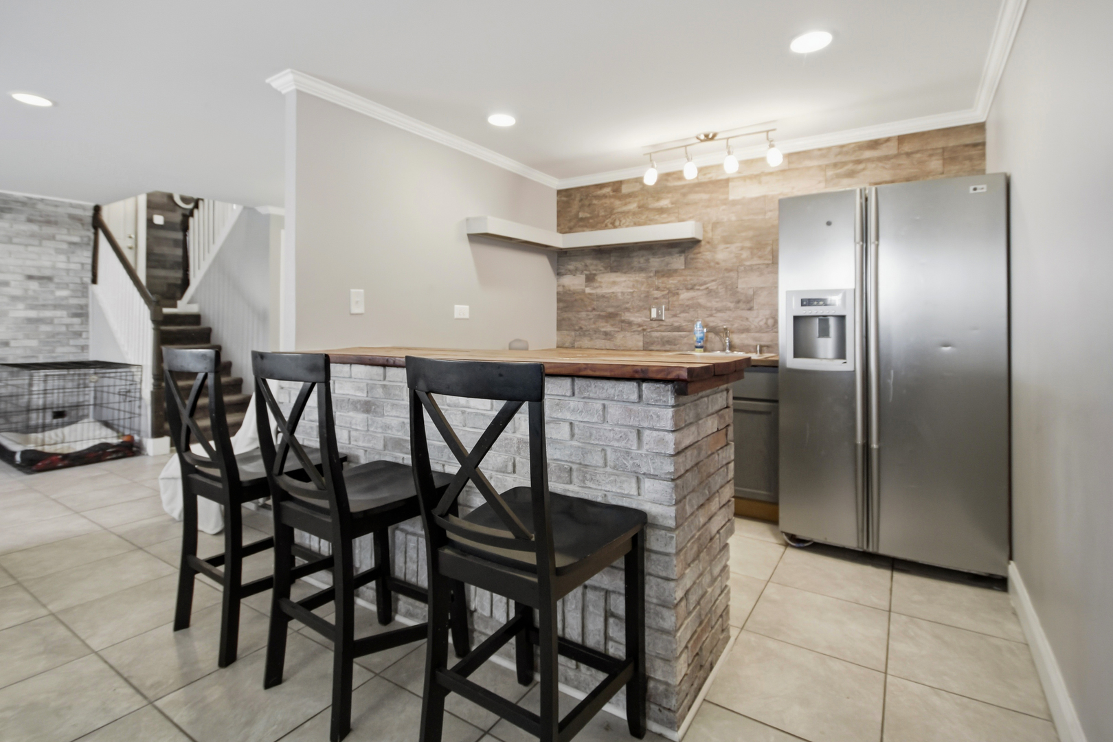 230 Millford Lane, Bloomingdale, IL 60108