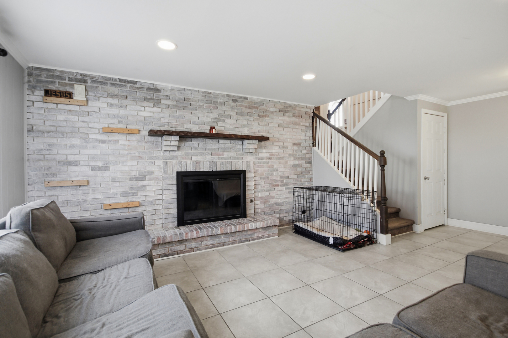 230 Millford Lane, Bloomingdale, IL 60108