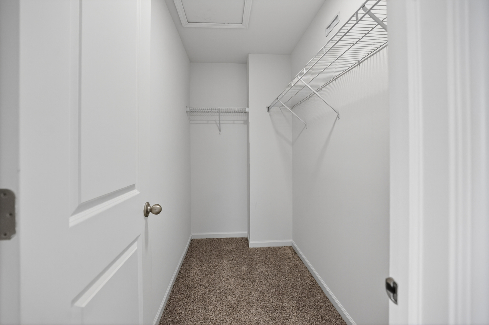 2257 Glacier Street, Mundelein, IL 60060