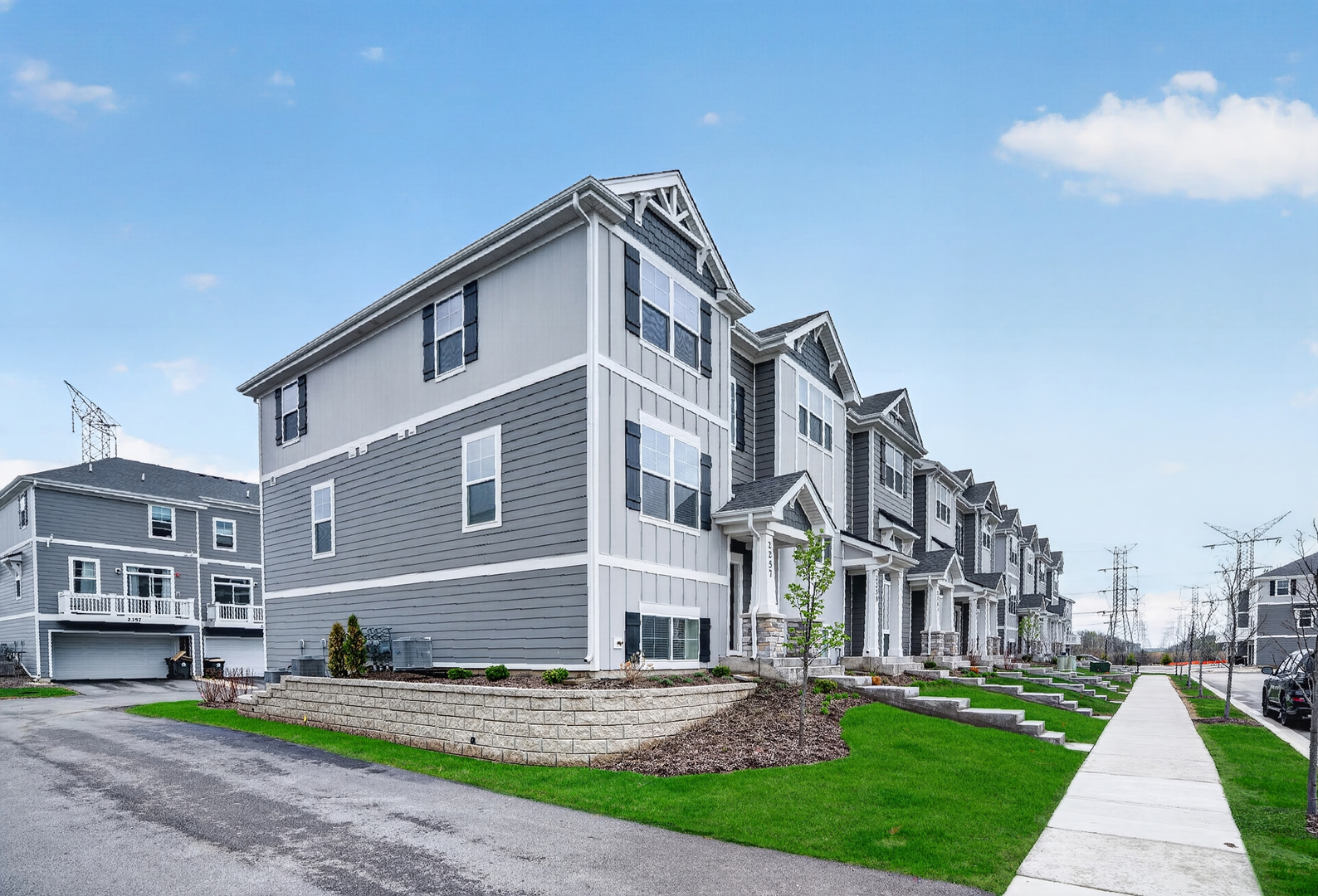 2257 Glacier Street, Mundelein, IL 60060