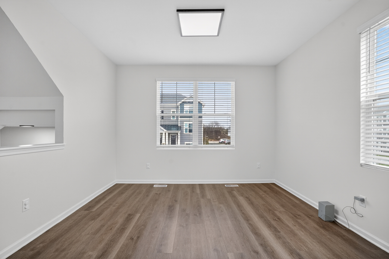 2257 Glacier Street, Mundelein, IL 60060