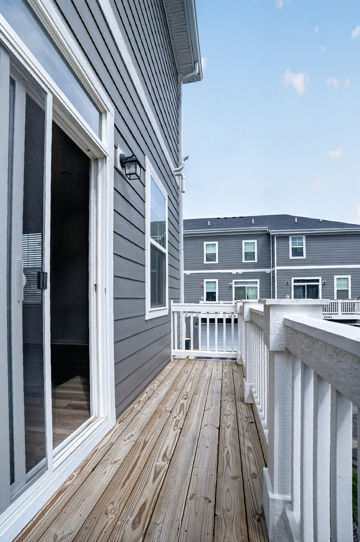 2257 Glacier Street, Mundelein, IL 60060