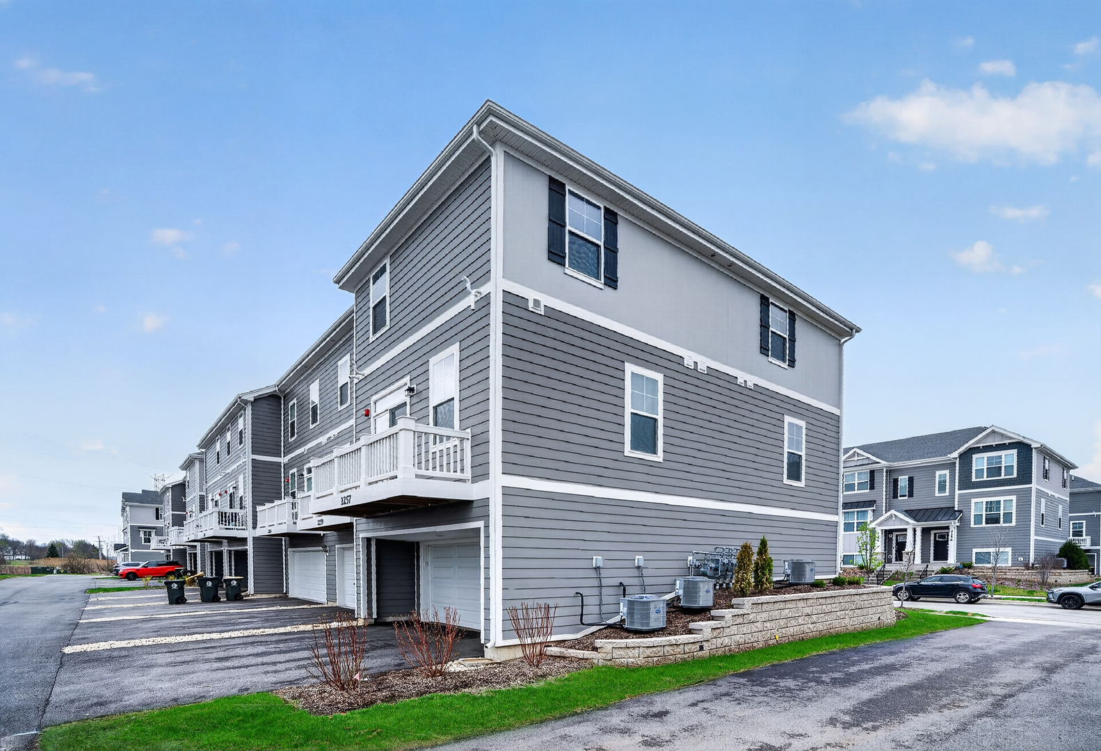 2257 Glacier Street, Mundelein, IL 60060