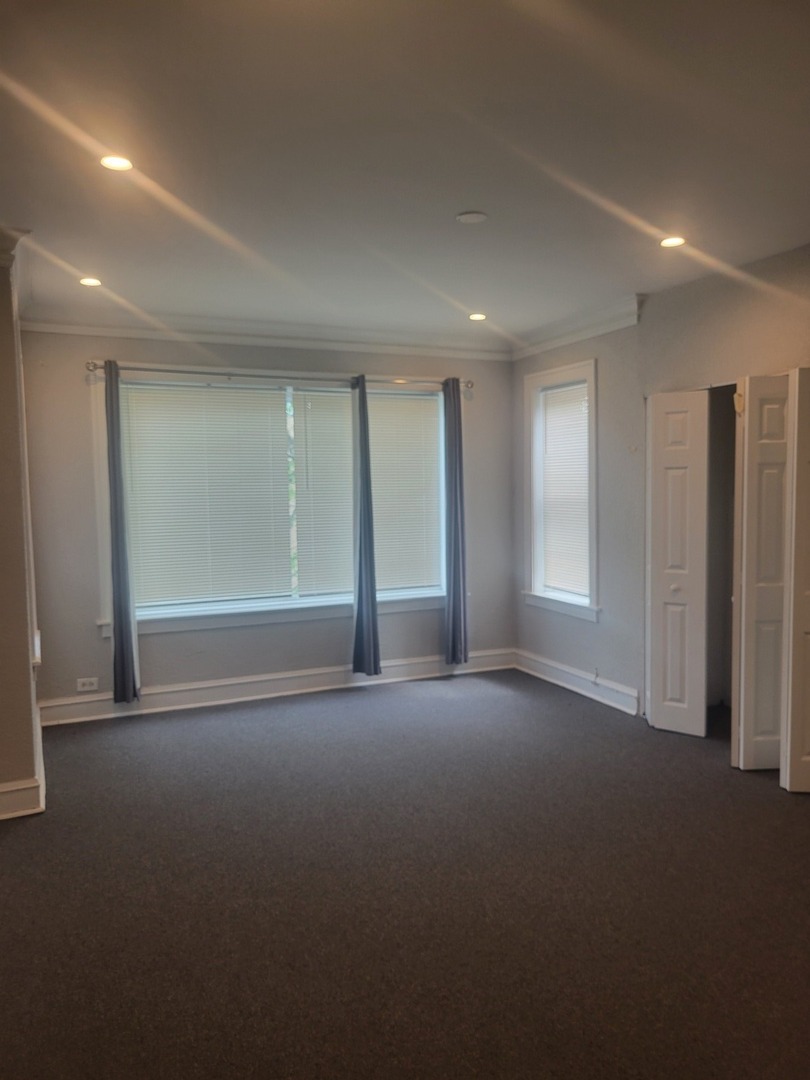 7918 S Essex Avenue #3, Chicago, IL 60617