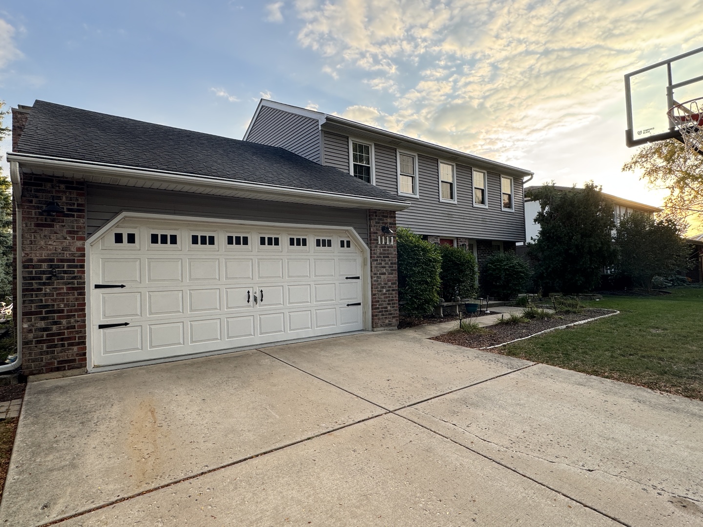 1111 Country Drive, Shorewood, IL 60404