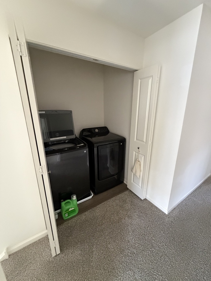 1555 Sequoia Way, Pingree Grove, IL 60140