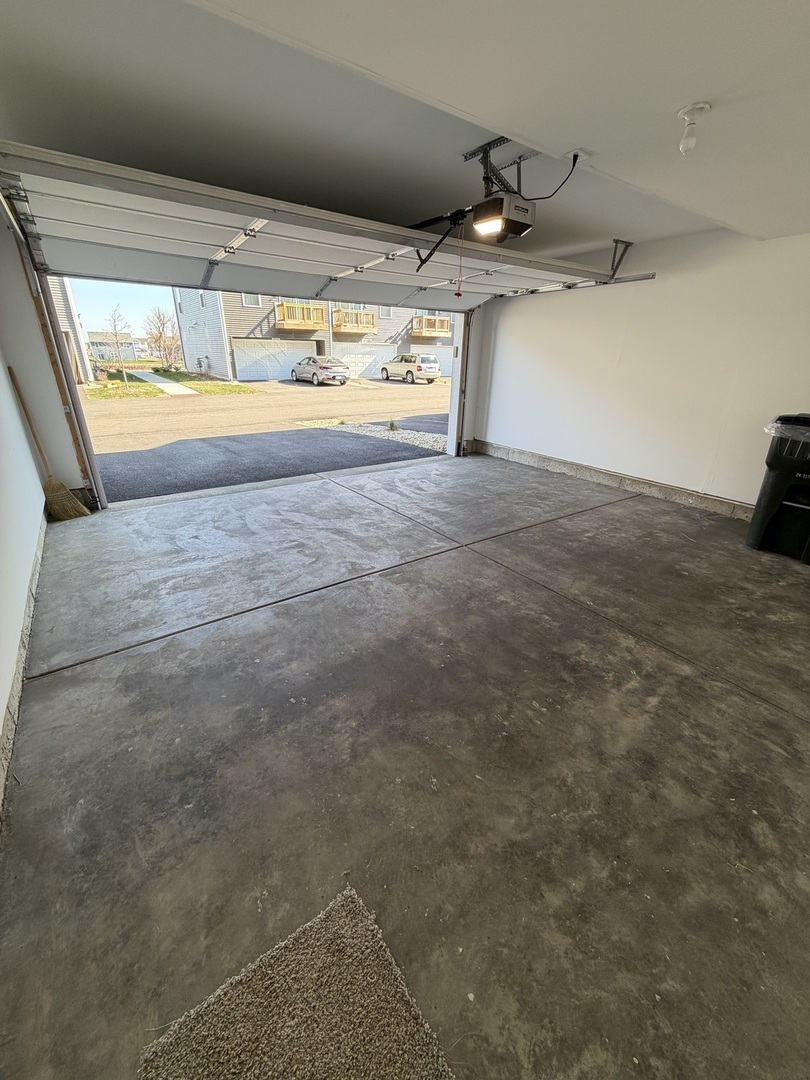 1555 Sequoia Way, Pingree Grove, IL 60140