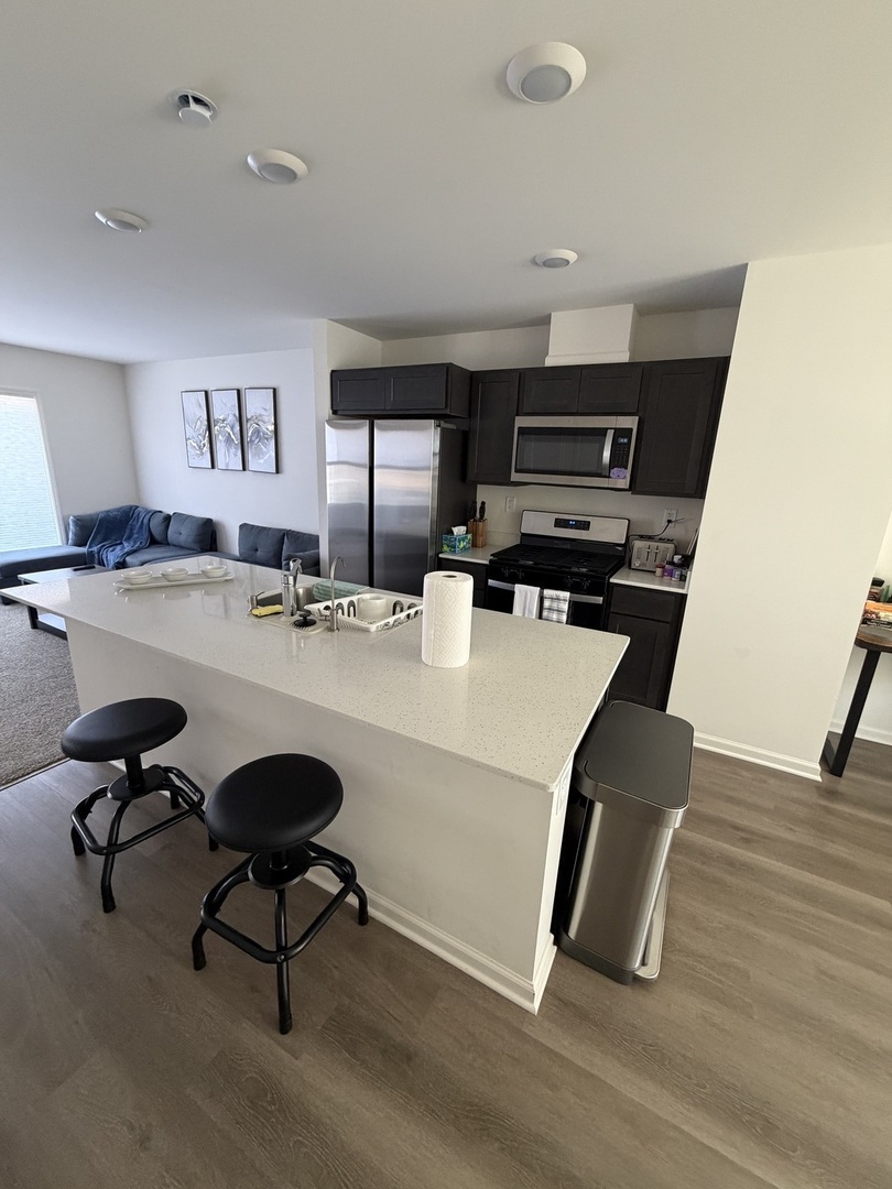 1555 Sequoia Way, Pingree Grove, IL 60140