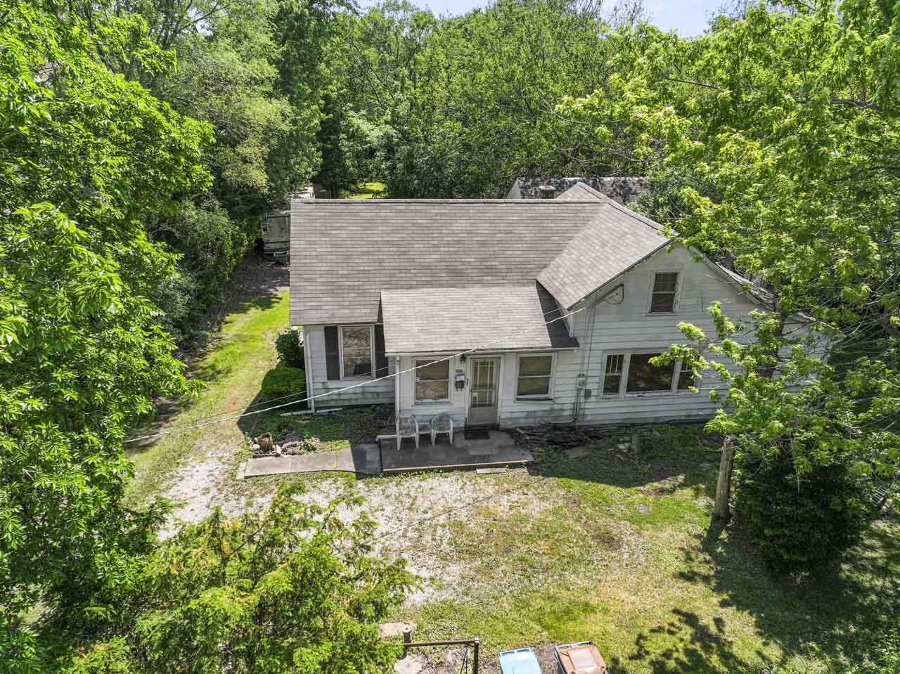 309 Landmeier Road, Elk Grove Village, IL 60007