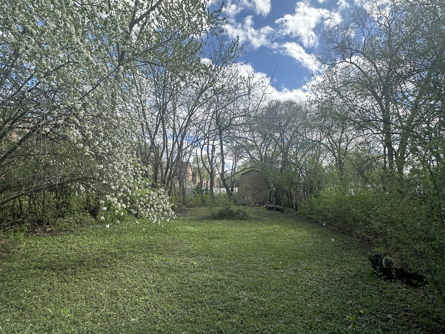 309 Landmeier Road, Elk Grove Village, IL 60007