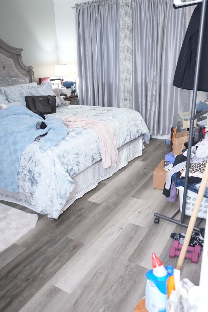 1704 Windward Avenue, Naperville, IL 60563