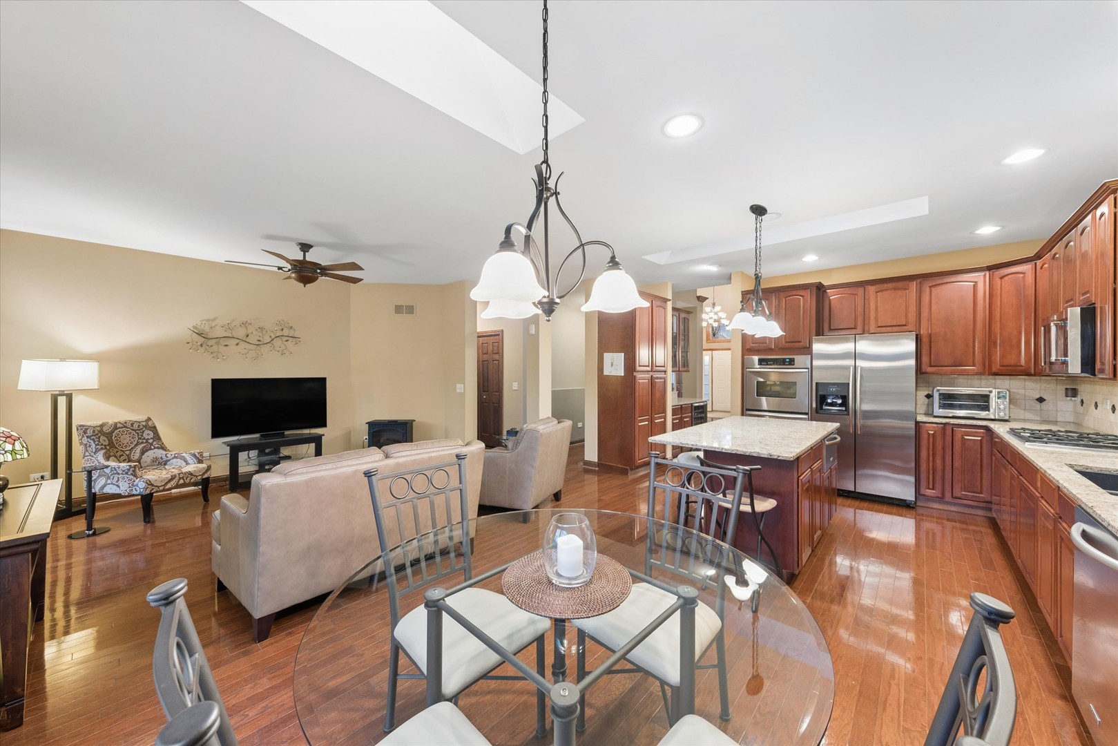 13105 Timber Court, Palos Heights, IL 60463