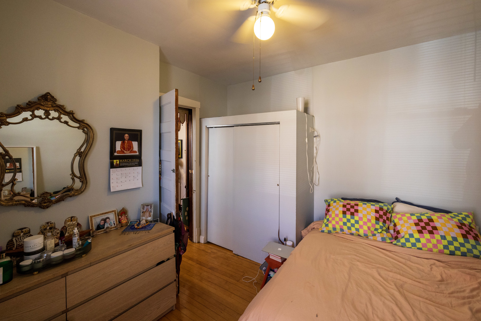 2648 N Francisco Avenue, Chicago, IL 60647