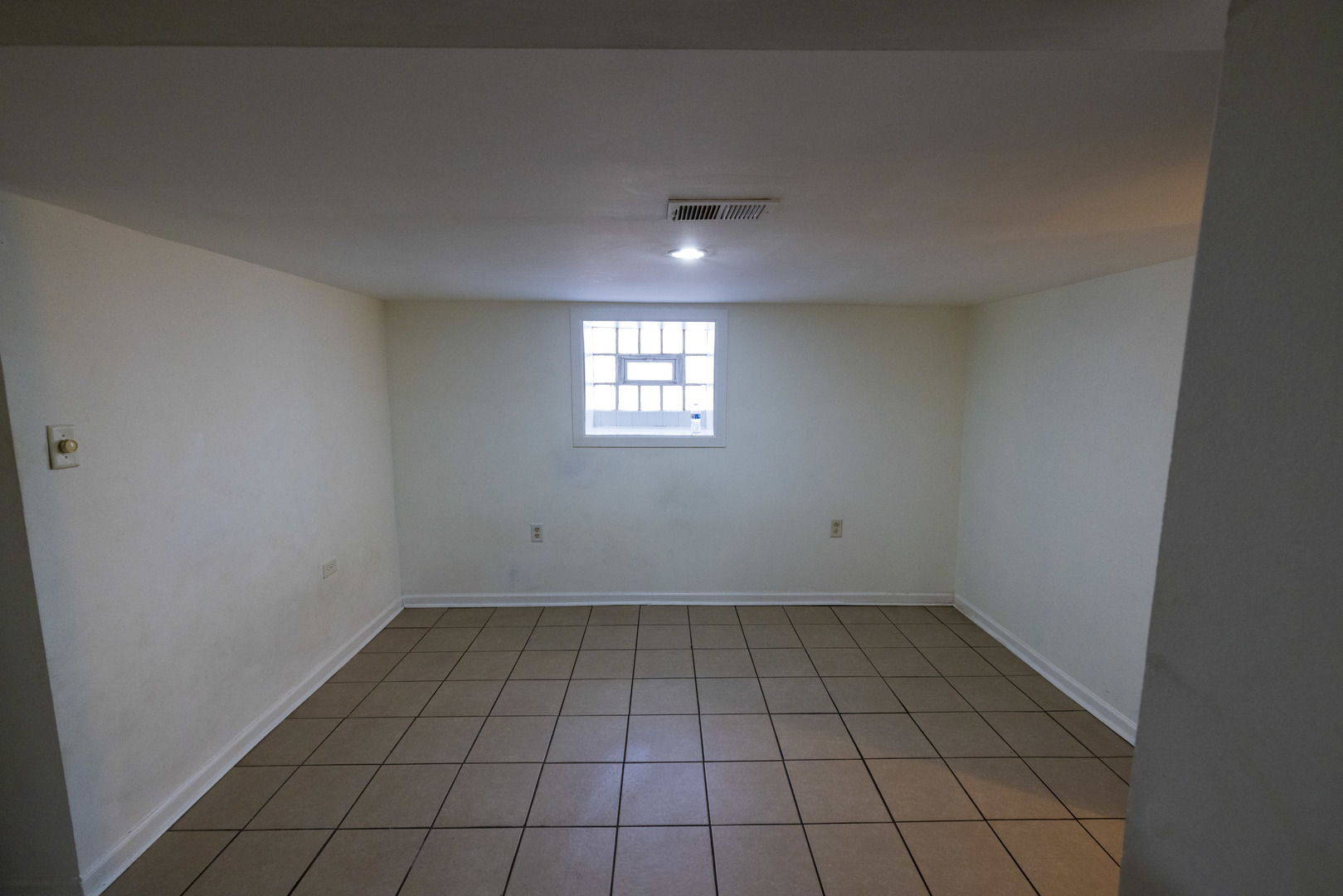 2648 N Francisco Avenue, Chicago, IL 60647