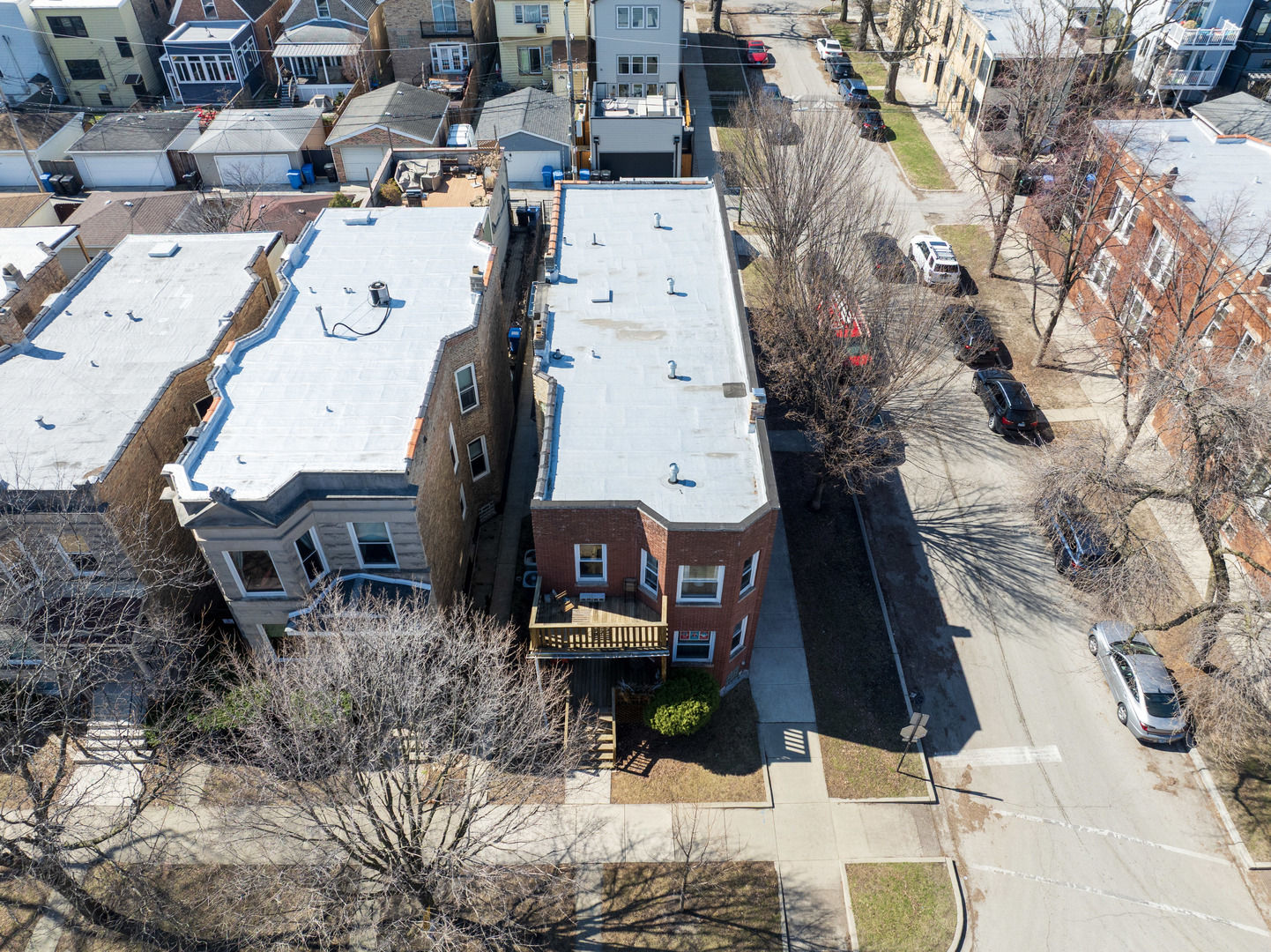 2648 N Francisco Avenue, Chicago, IL 60647