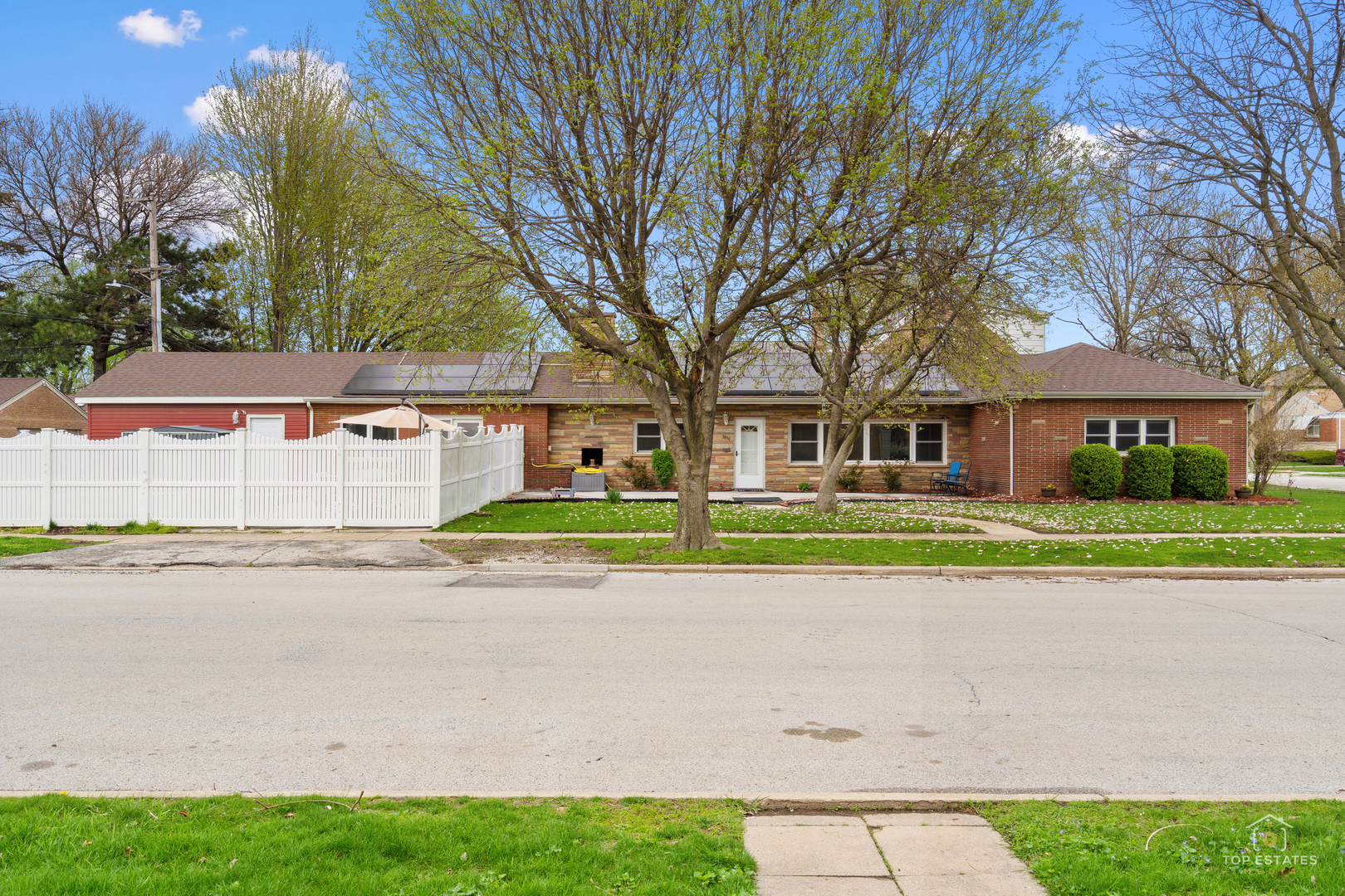 3850 W 93rd Street, Evergreen Park, IL 60805