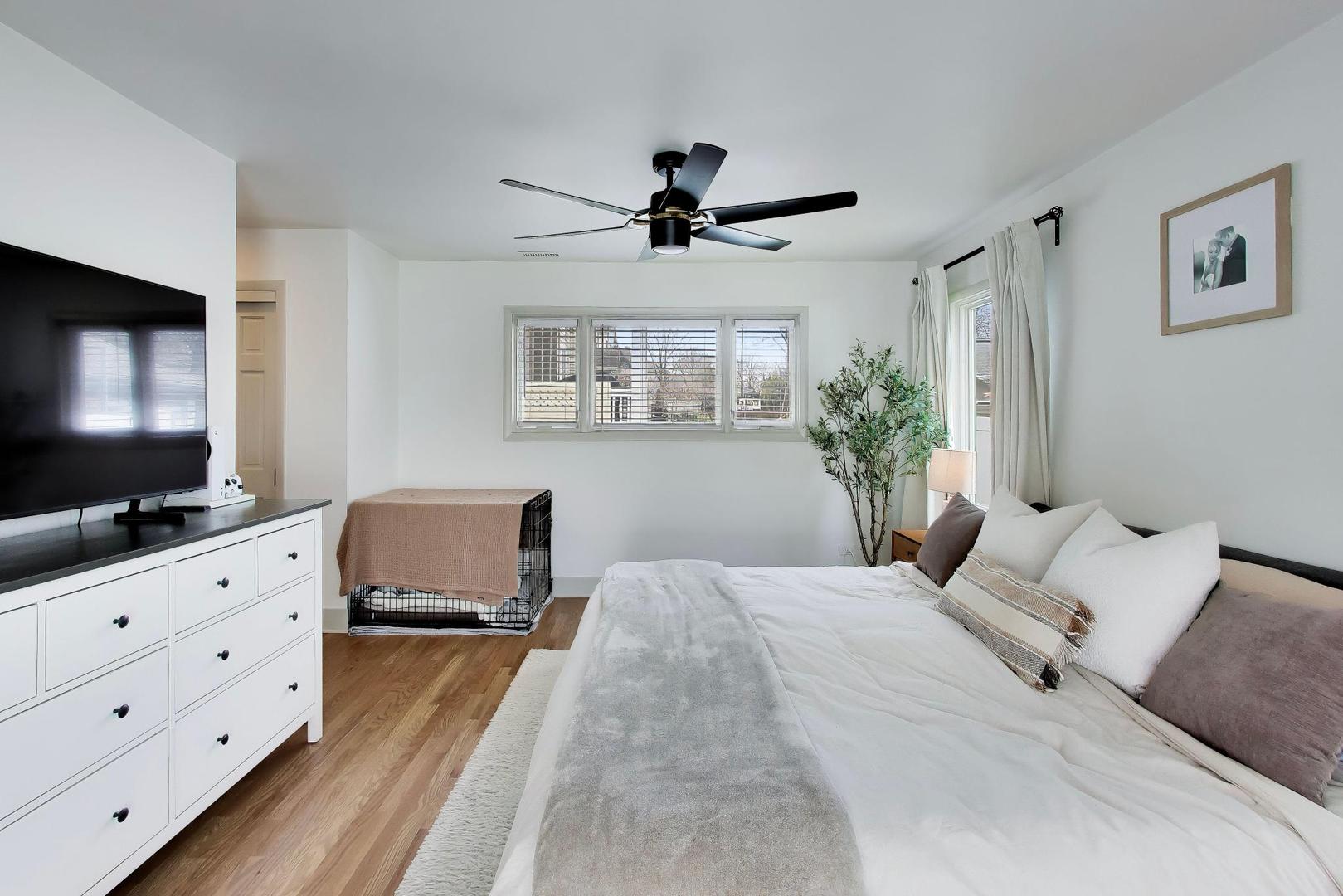 456 Lowell Avenue, Glen Ellyn, IL 60137