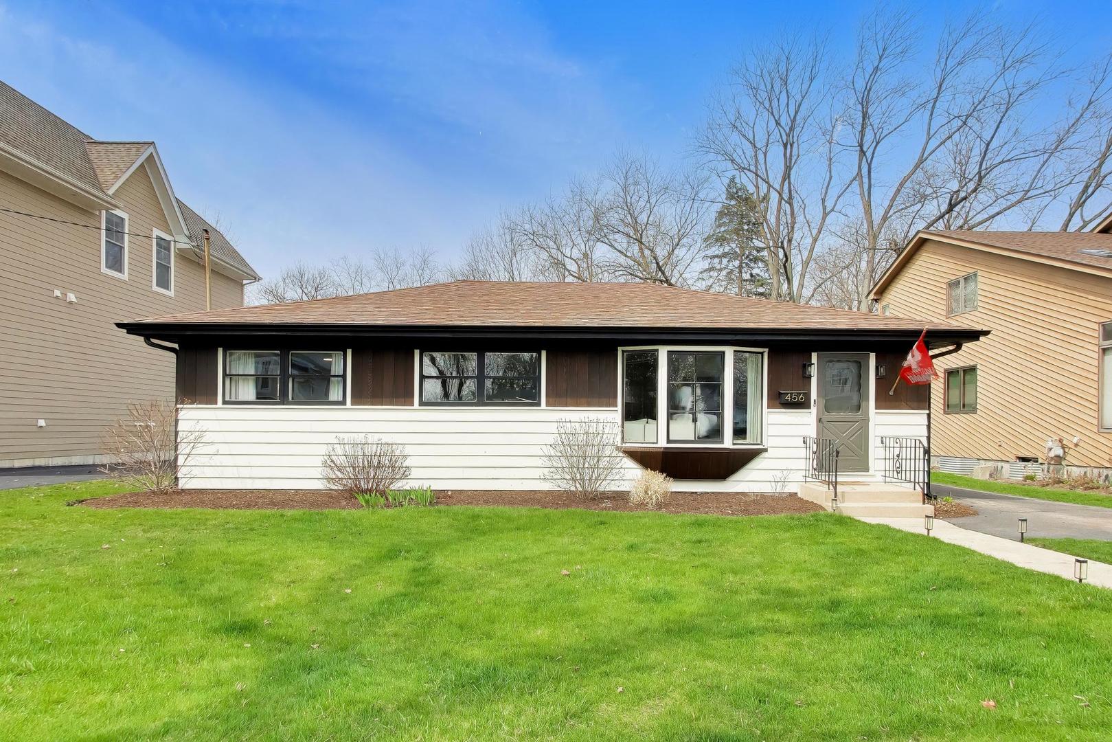 456 Lowell Avenue, Glen Ellyn, IL 60137