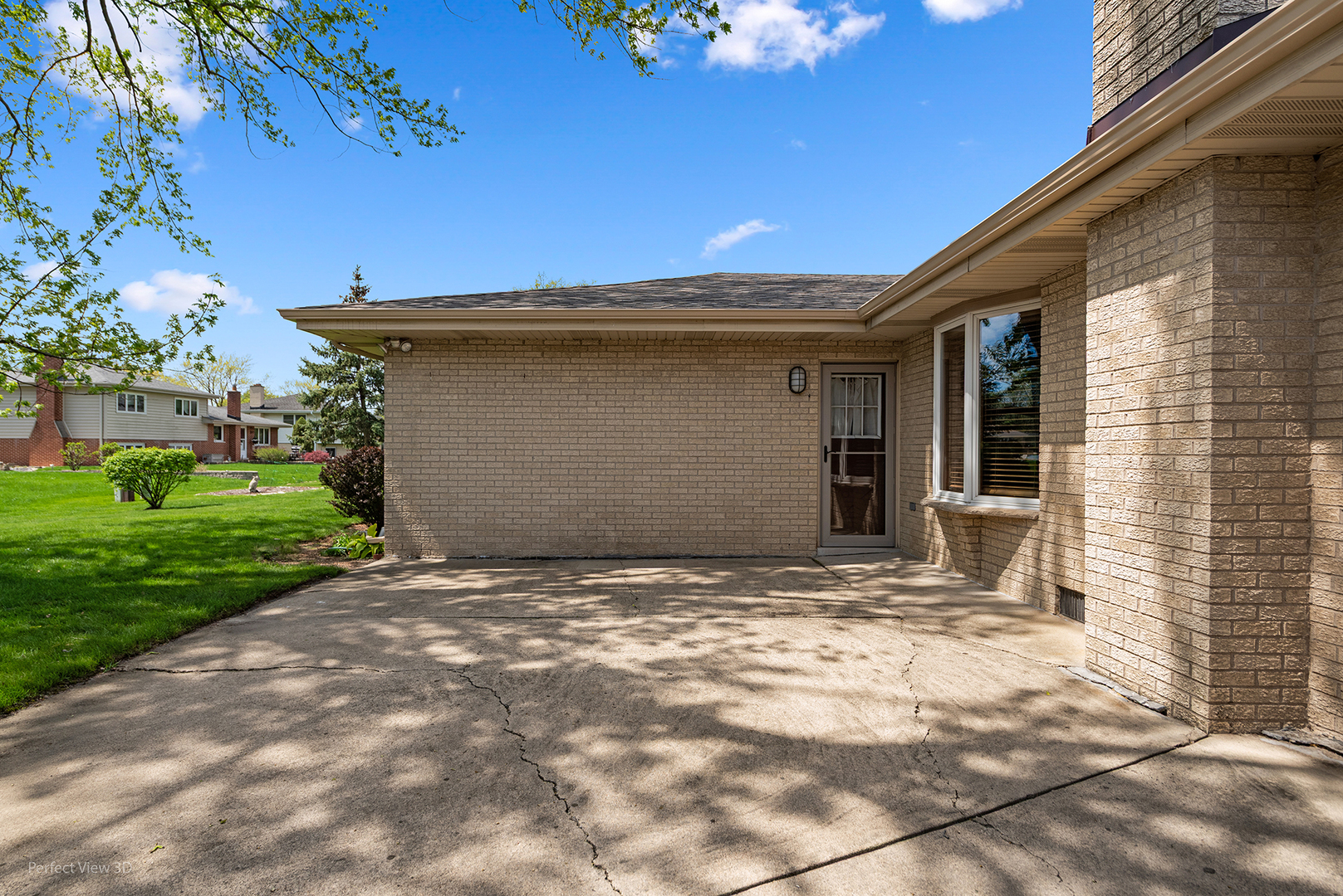 1621 Claremont Drive, Darien, IL 60561