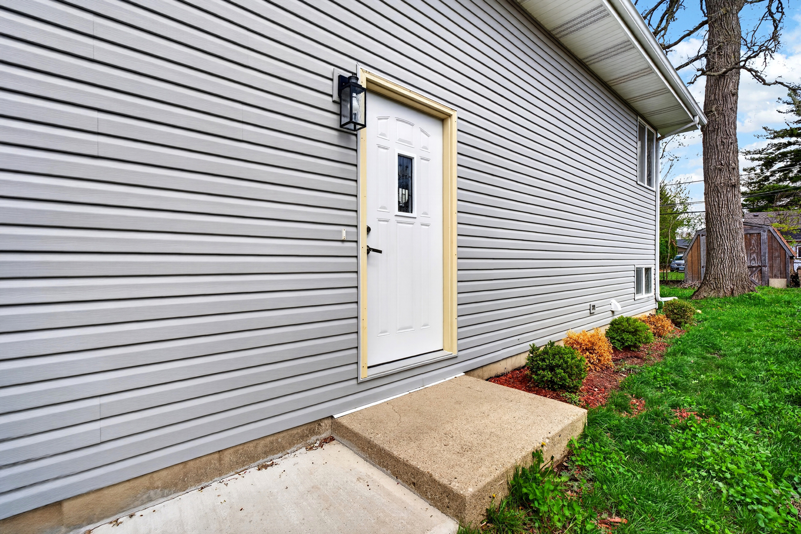 1525 Grove Drive, Round Lake Beach, IL 60073