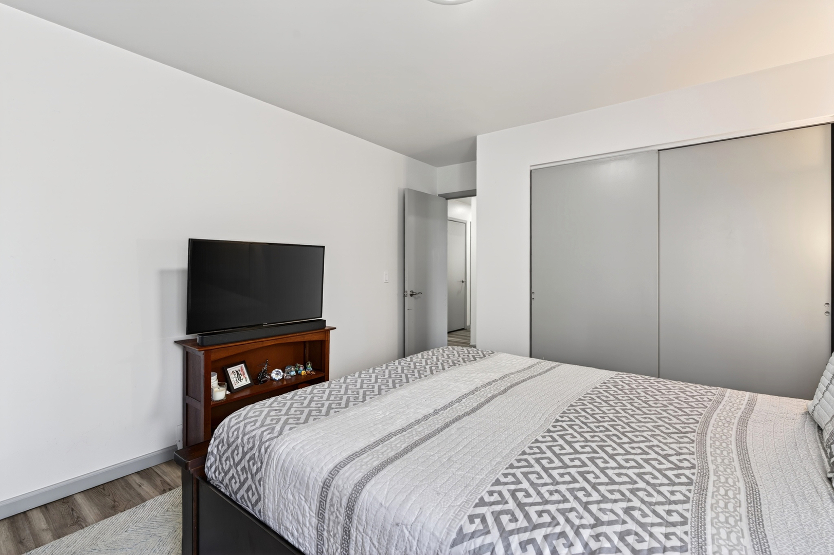 1525 Grove Drive, Round Lake Beach, IL 60073