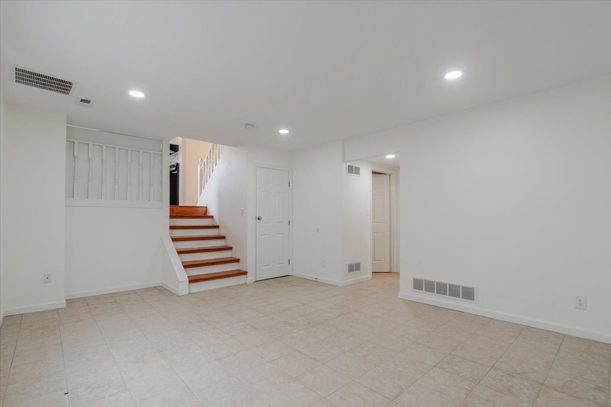 1315 Bancroft Drive, Bloomington, IL 61704