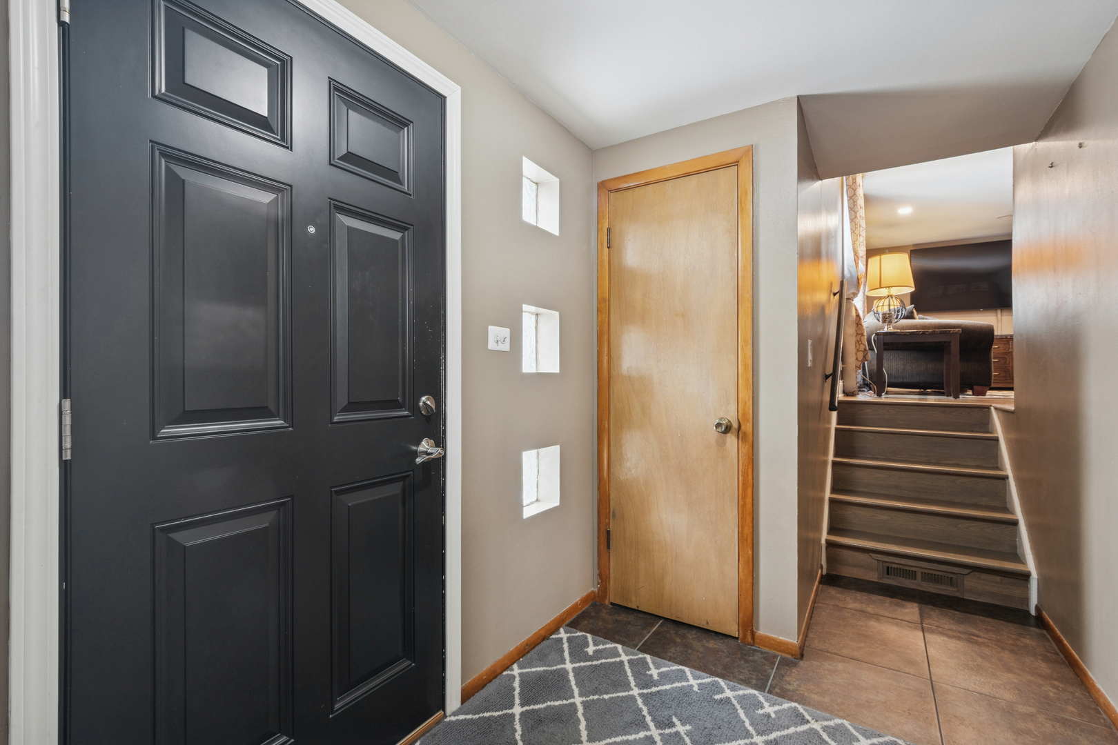 15201 GEOFFREY Road, Oak Forest, IL 60452