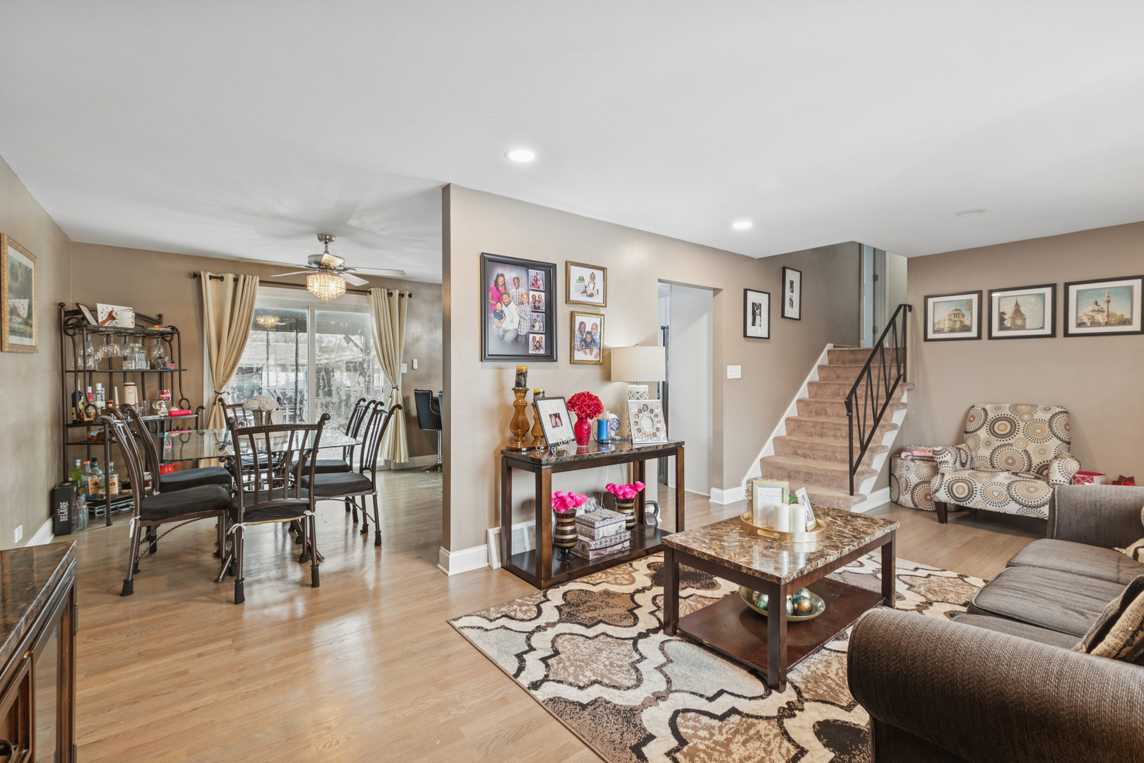 15201 GEOFFREY Road, Oak Forest, IL 60452