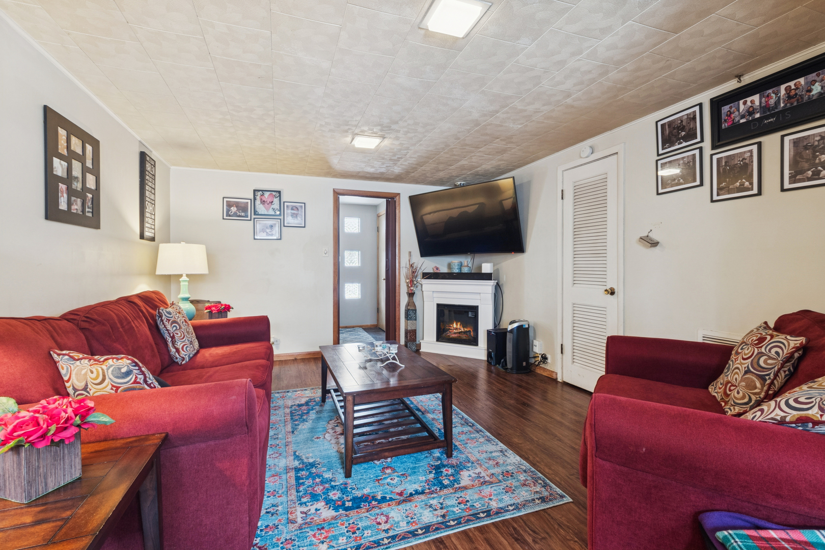 15201 GEOFFREY Road, Oak Forest, IL 60452