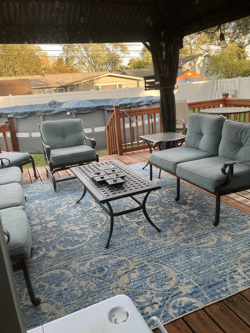 15201 GEOFFREY Road, Oak Forest, IL 60452