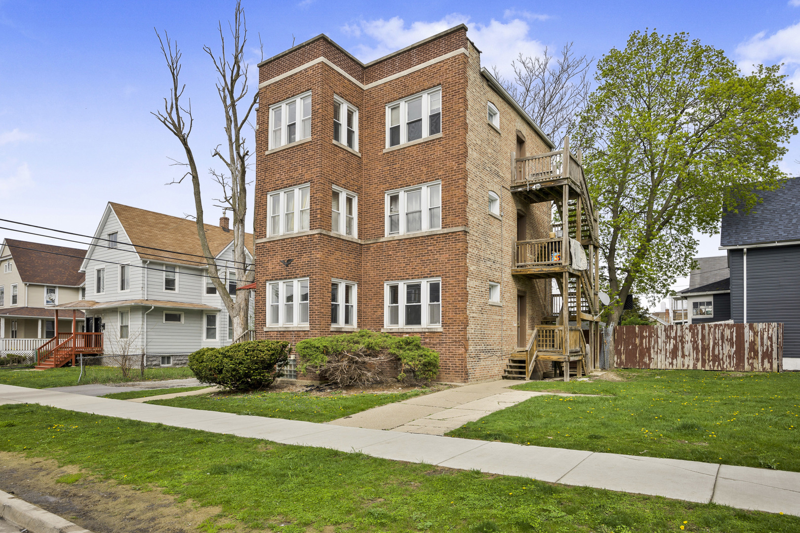 1665 Aberdeen Street, Chicago Heights, IL 60411