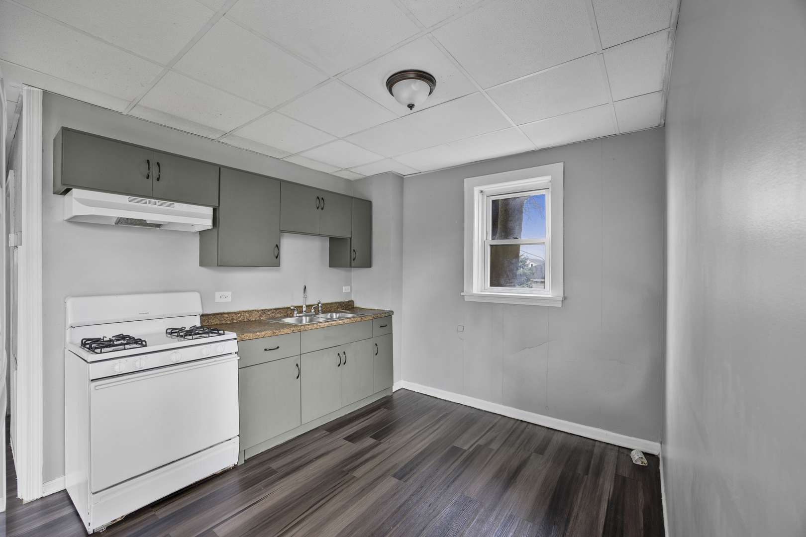 1665 Aberdeen Street, Chicago Heights, IL 60411