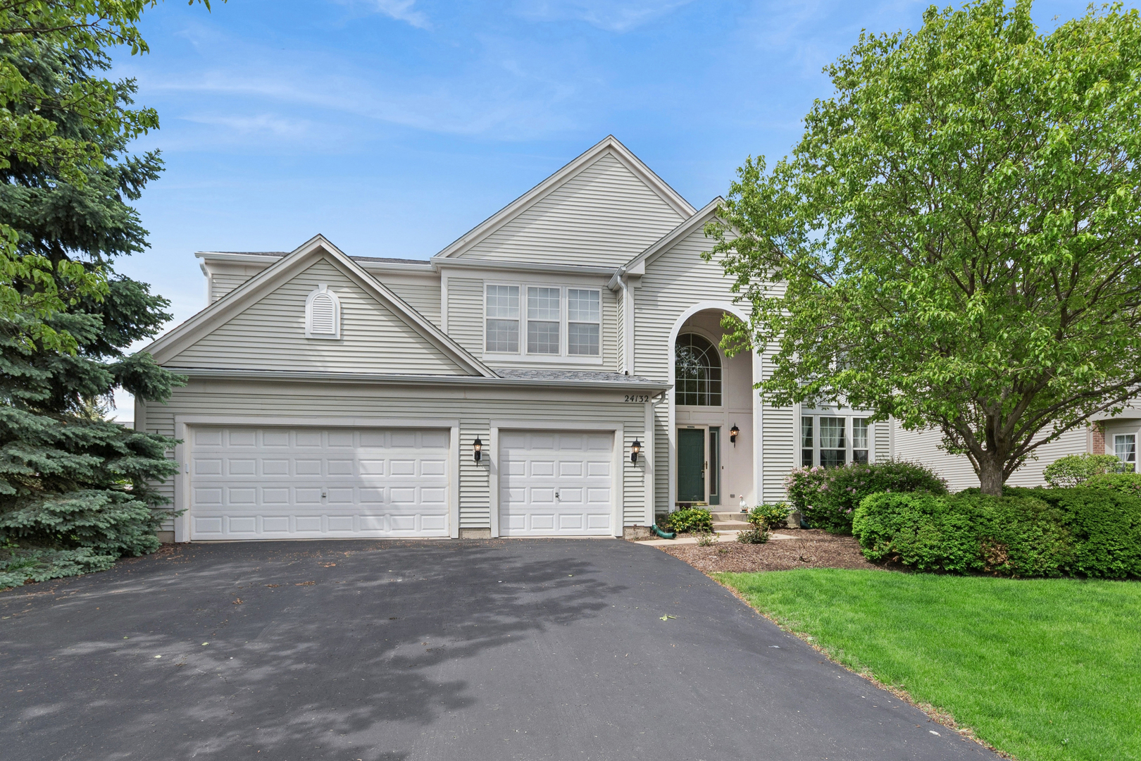 24132 Norfolk Lane, Plainfield, IL 60585