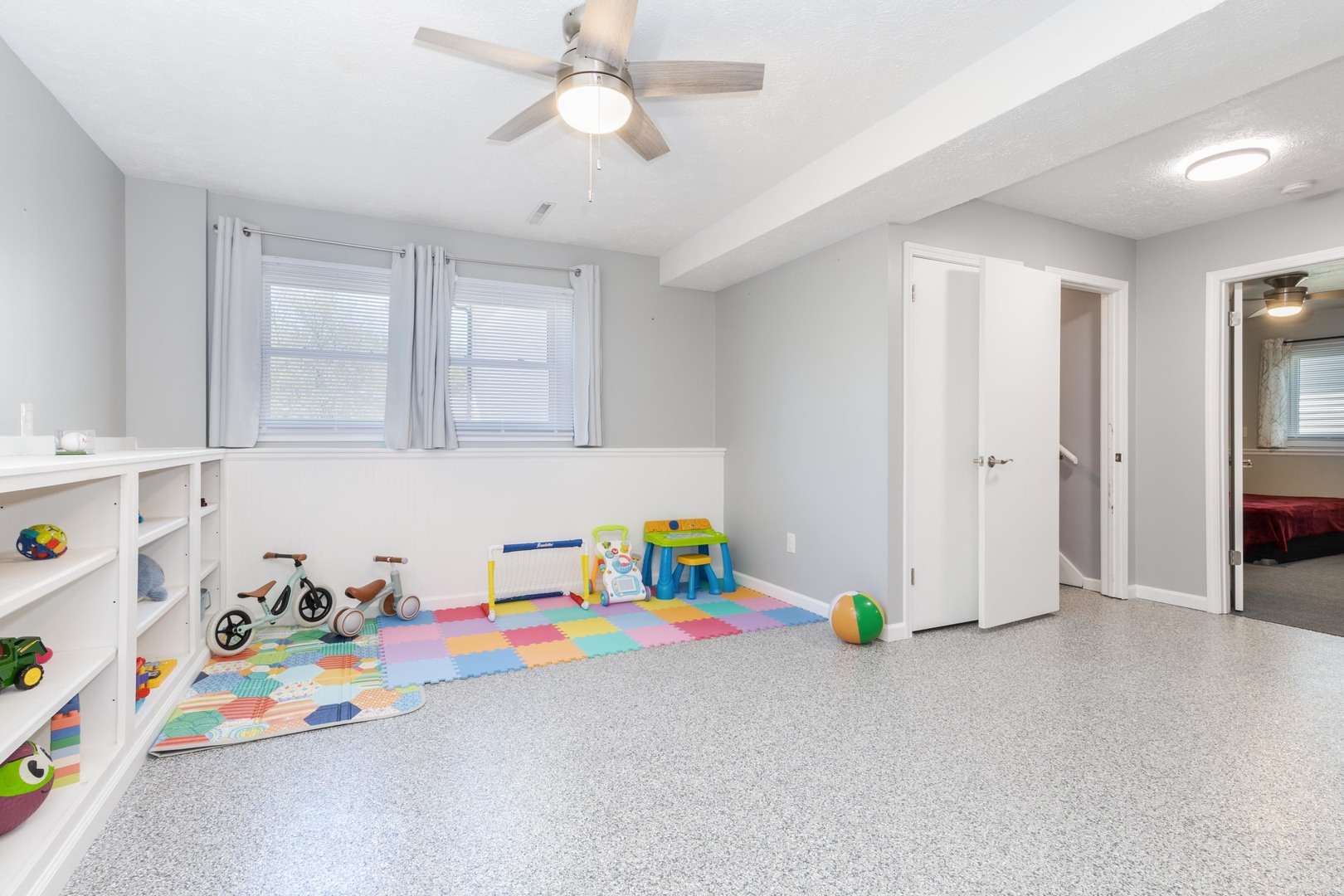 21 Cedar Court, Bloomington, IL 61701