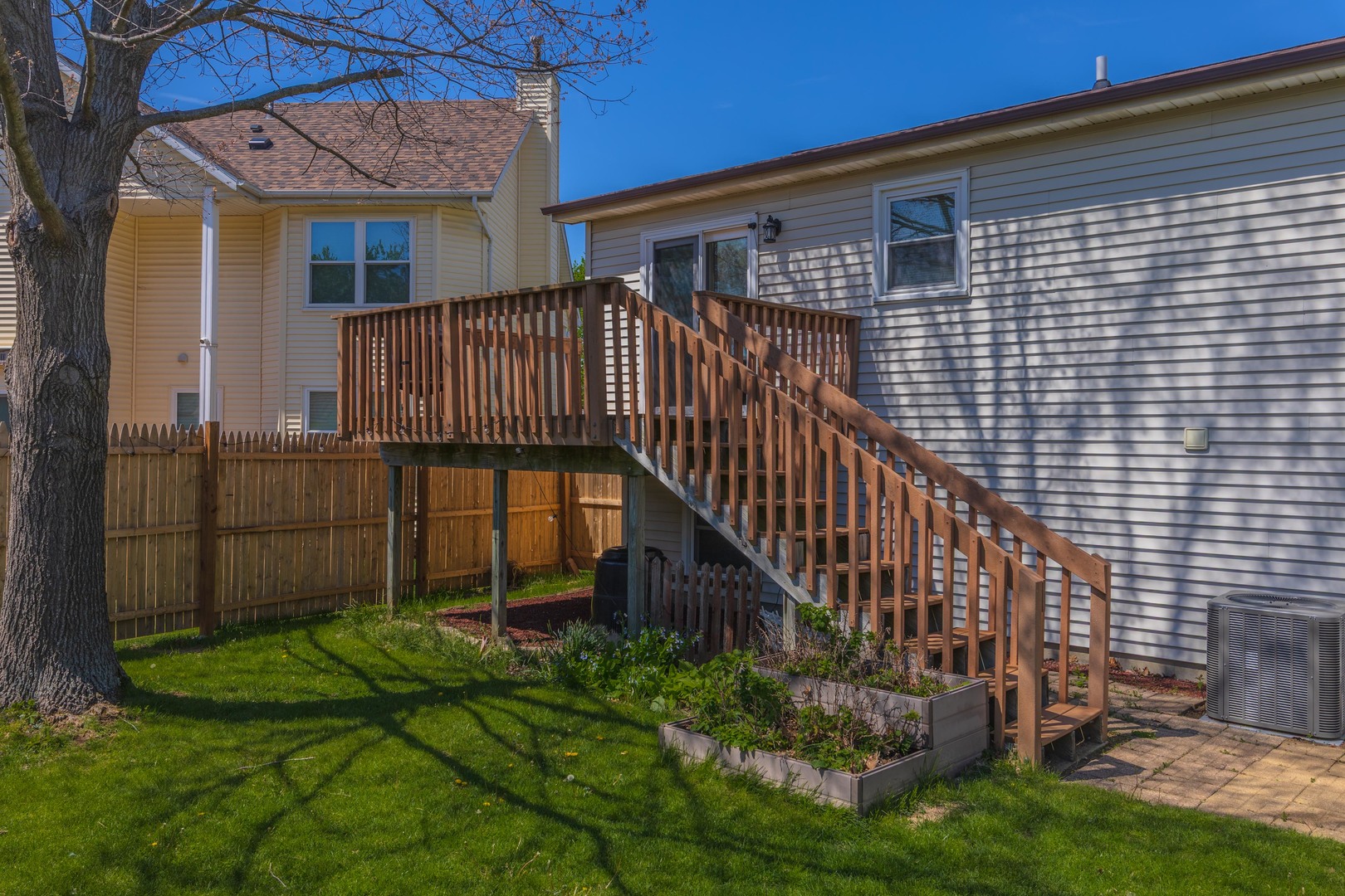 21 Cedar Court, Bloomington, IL 61701