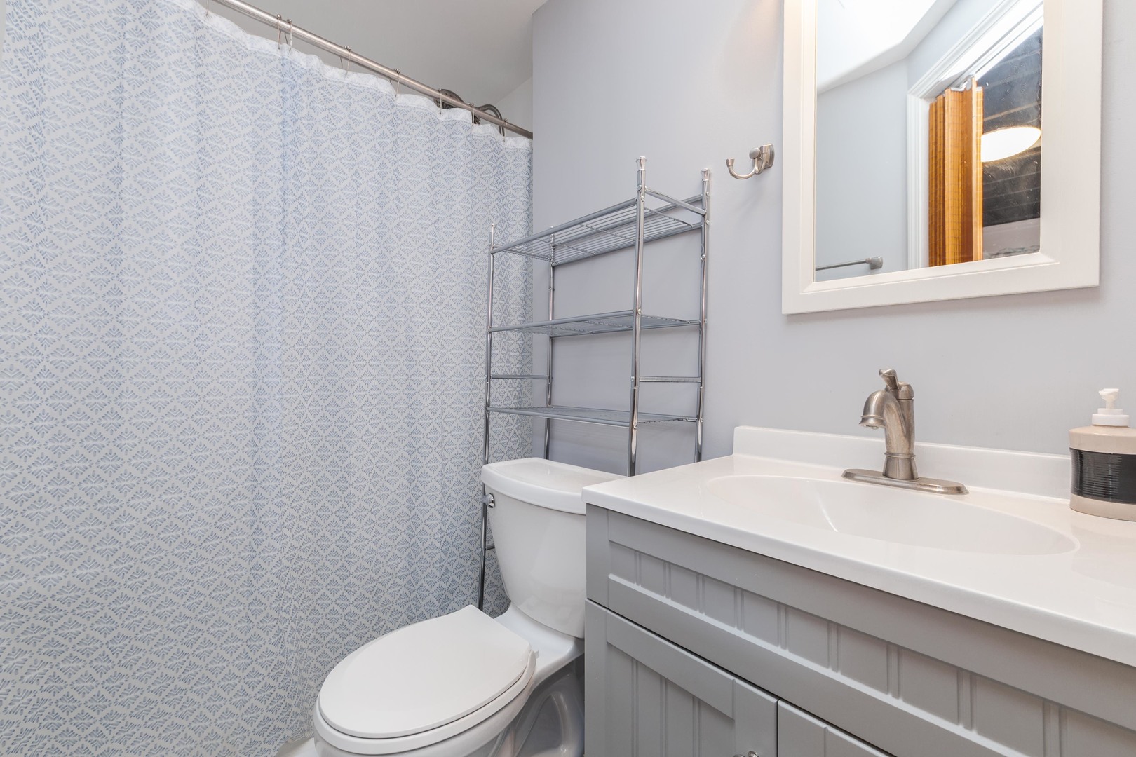 21 Cedar Court, Bloomington, IL 61701