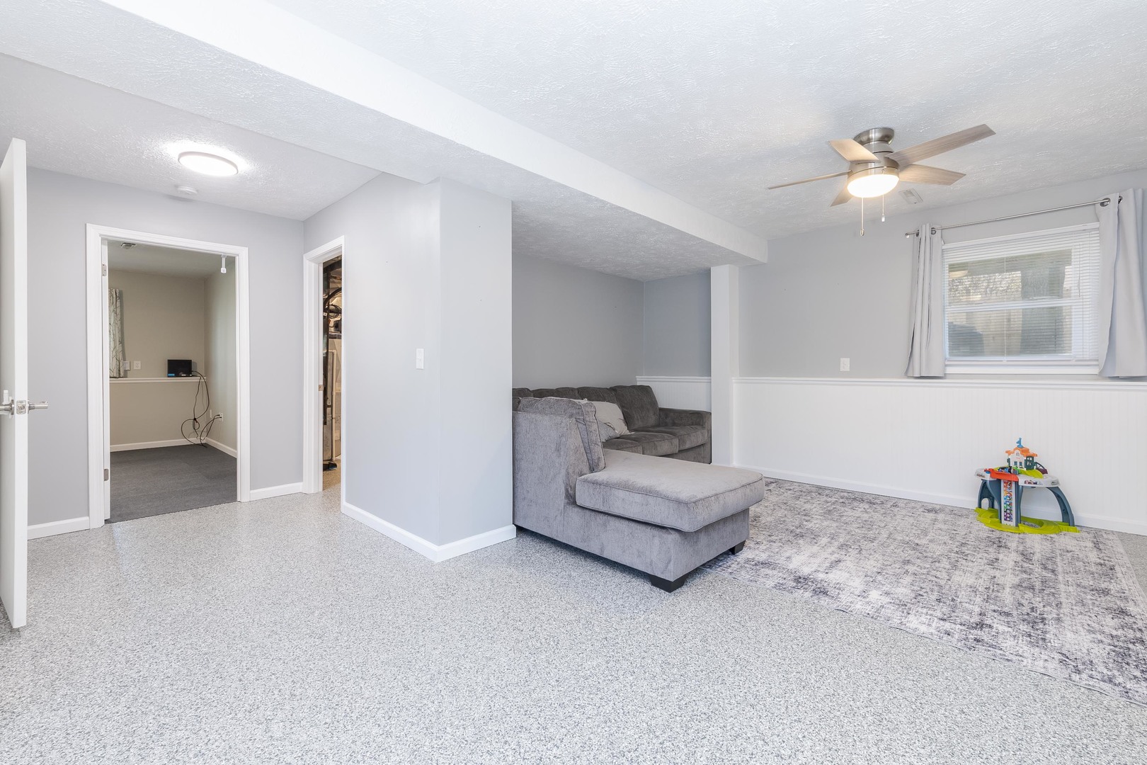 21 Cedar Court, Bloomington, IL 61701