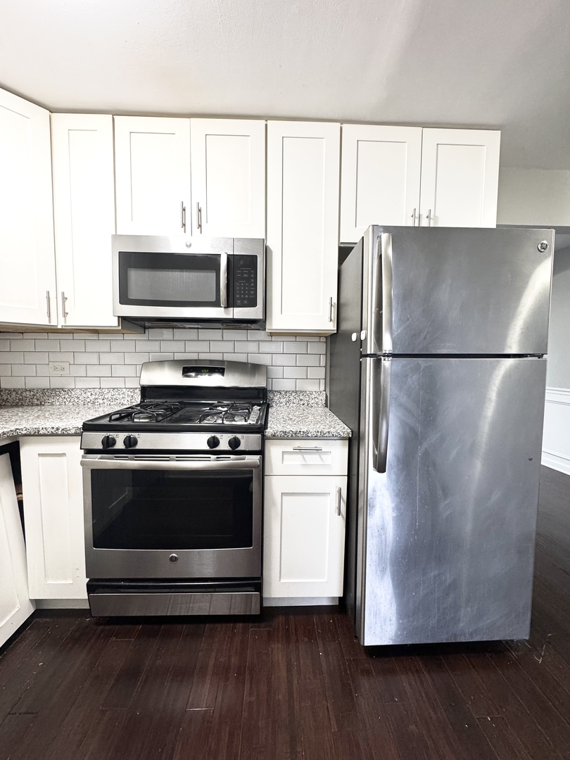 5644 W 105th Street #2W, Oak Lawn, IL 60453