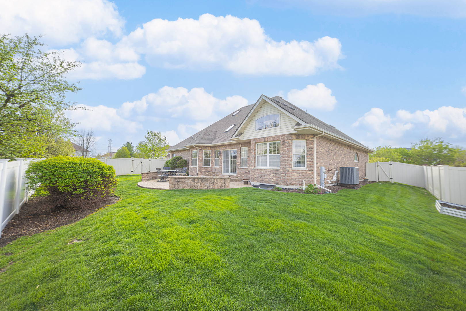 12819 Waterford Boulevard, Plainfield, IL 60585