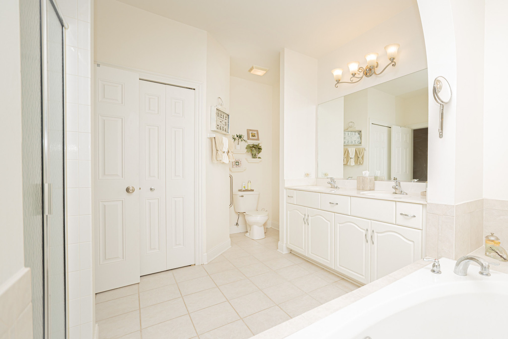 12819 Waterford Boulevard, Plainfield, IL 60585