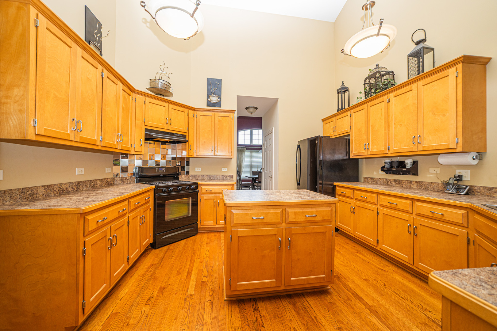 12819 Waterford Boulevard, Plainfield, IL 60585