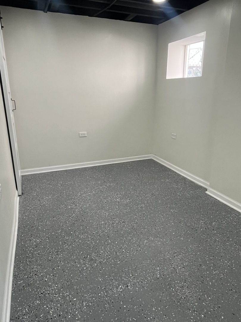 8015 S Avalon Avenue, Chicago, IL 60619