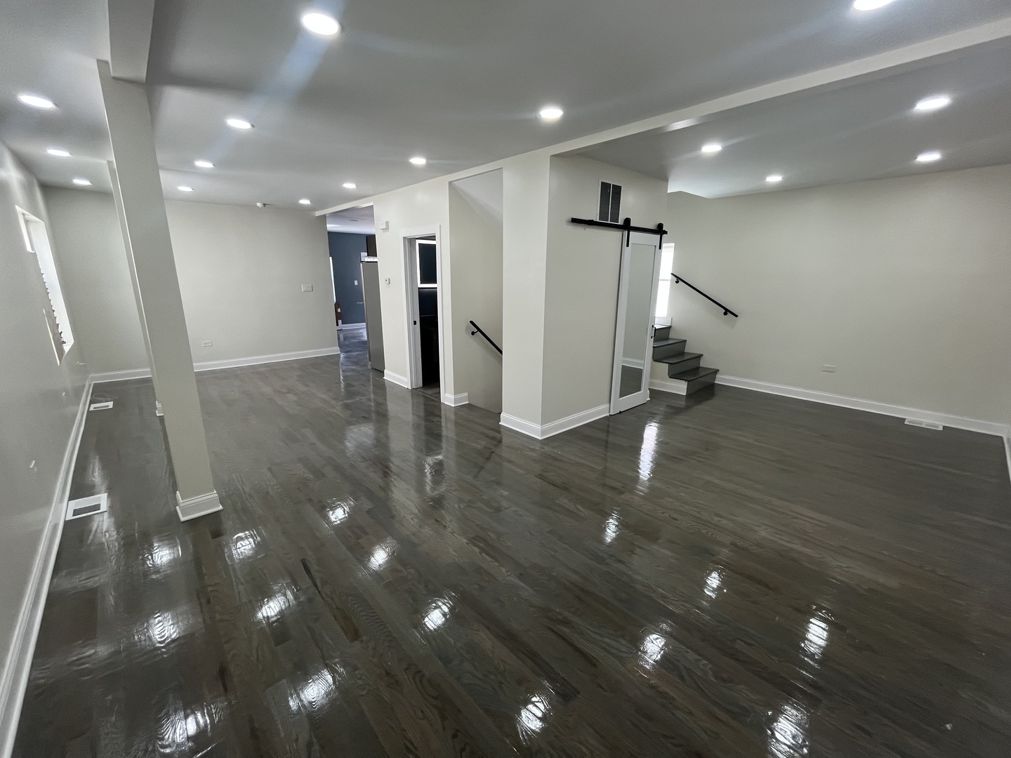 8015 S Avalon Avenue, Chicago, IL 60619