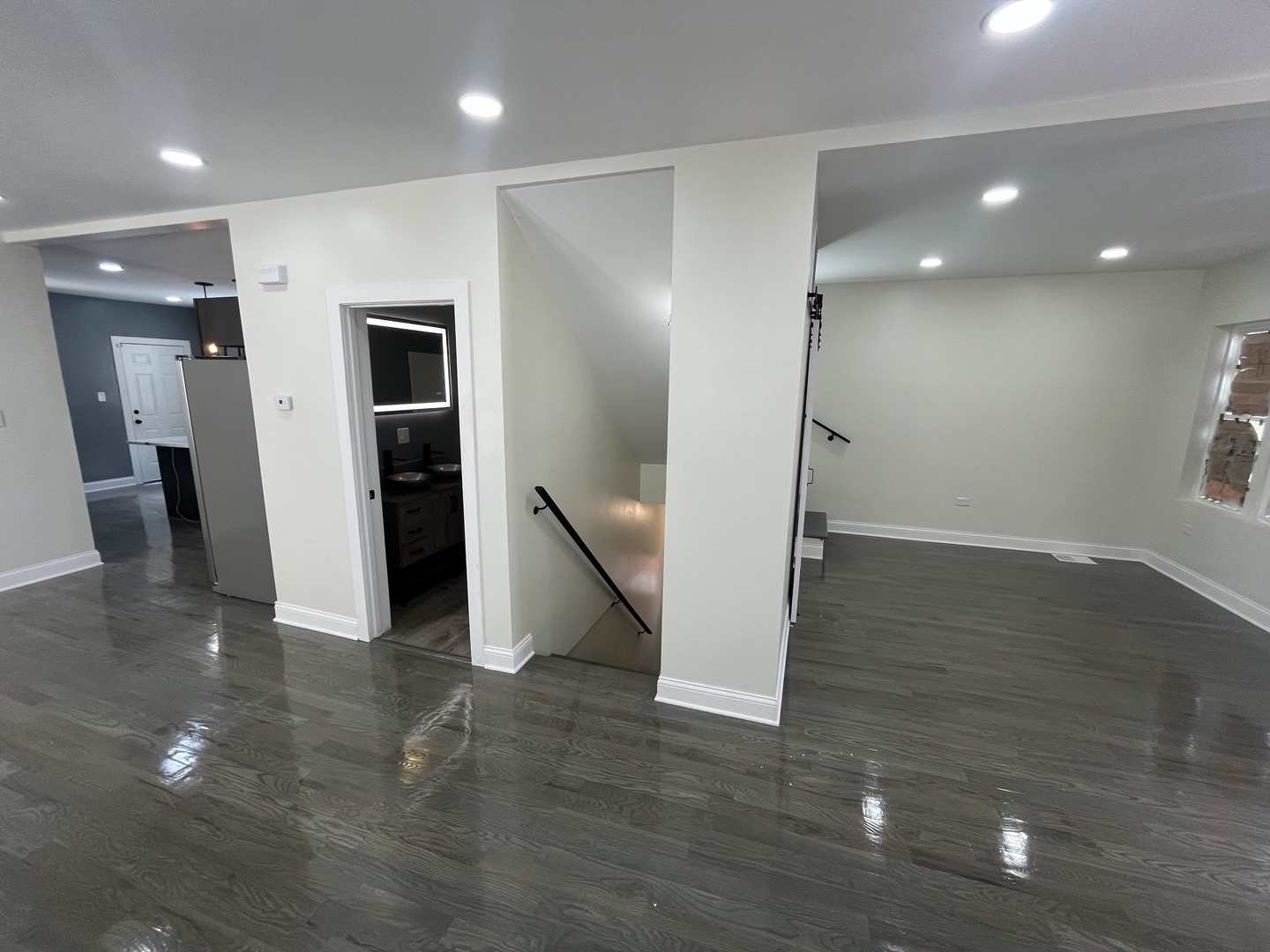 8015 S Avalon Avenue, Chicago, IL 60619