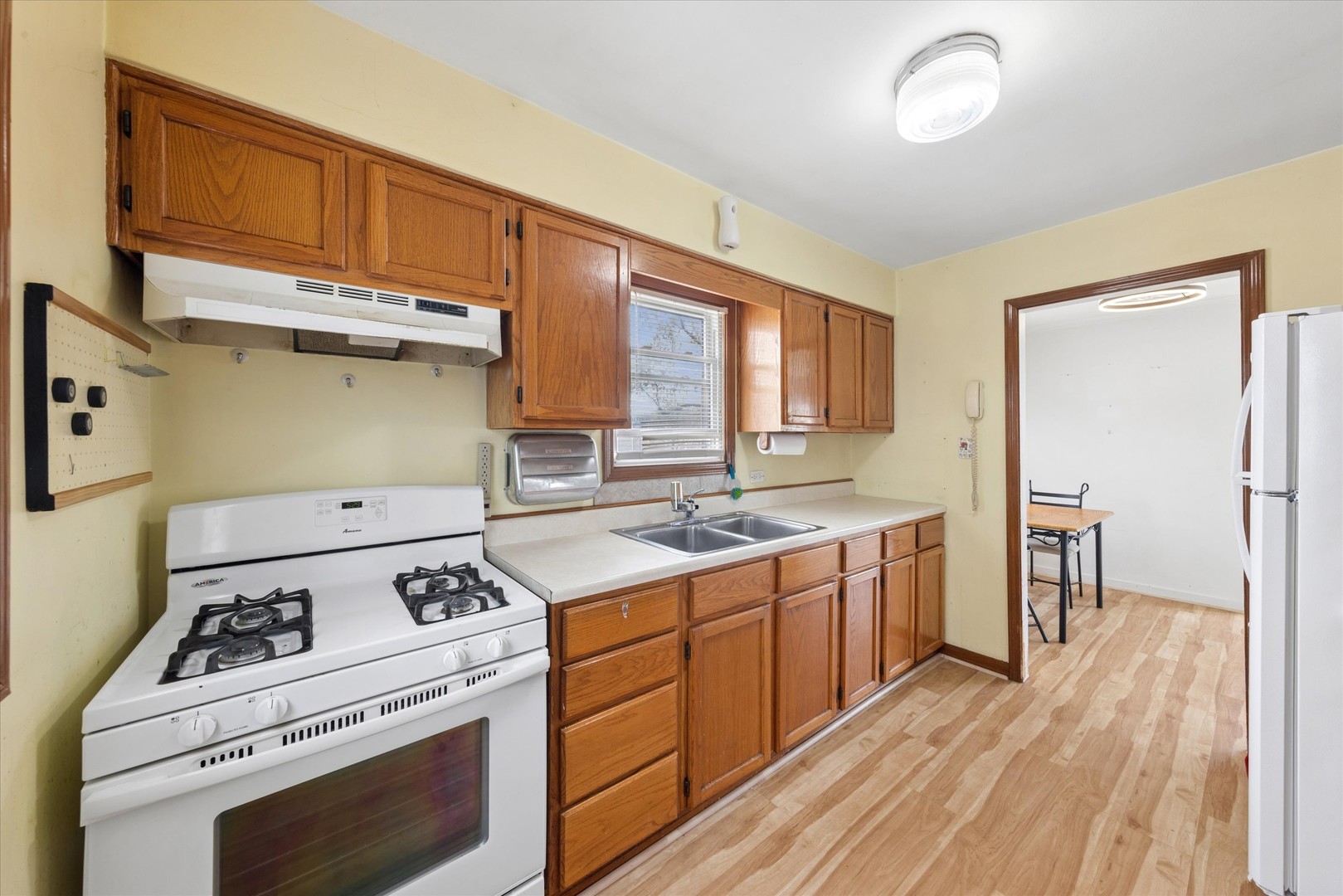 10732 71st Street, Countryside, IL 60525